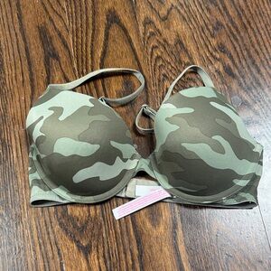 Victoria’s Secret pink wear wear T-shirt lightning lined bra 34C